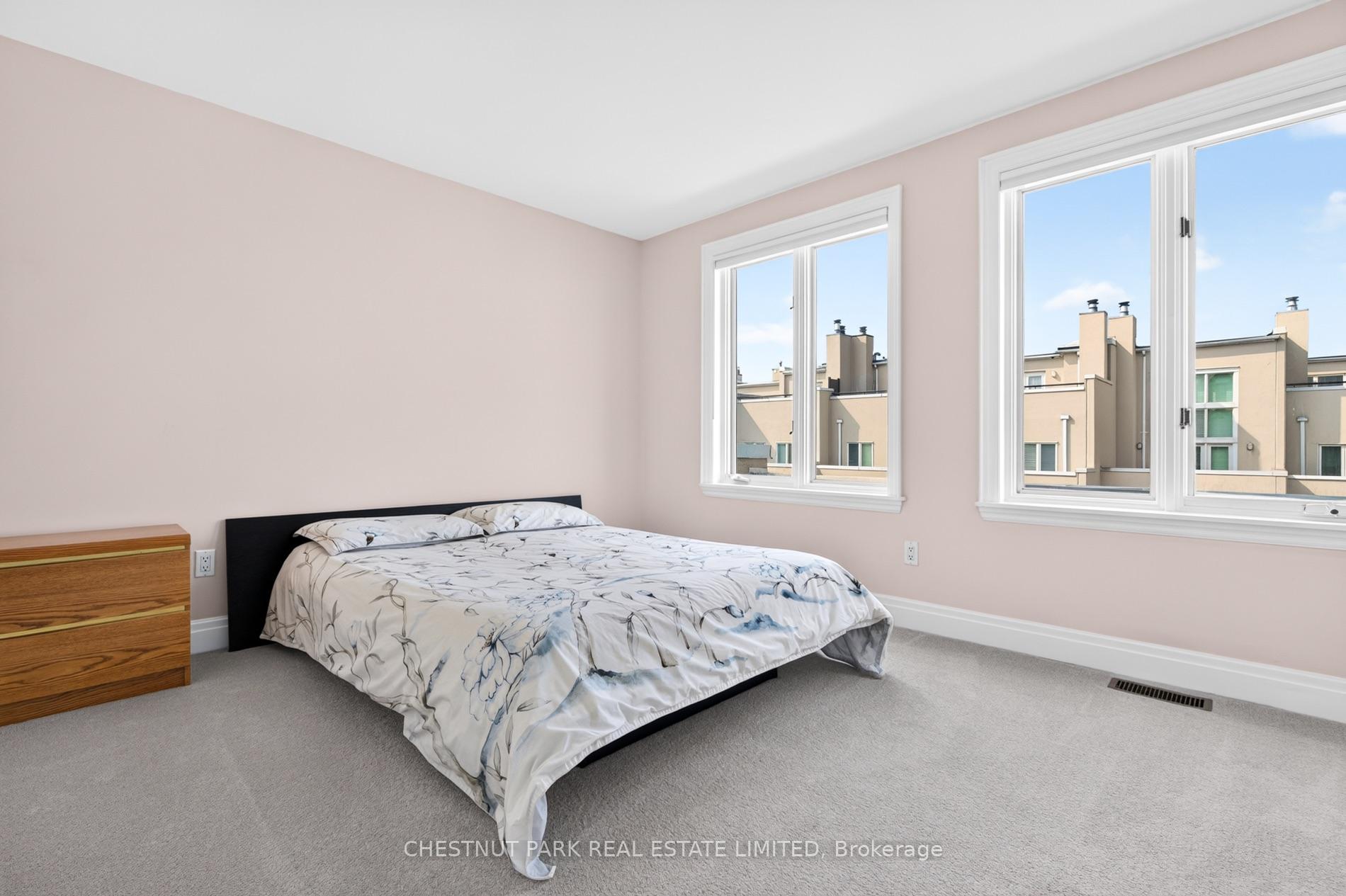 248 Spadina Road