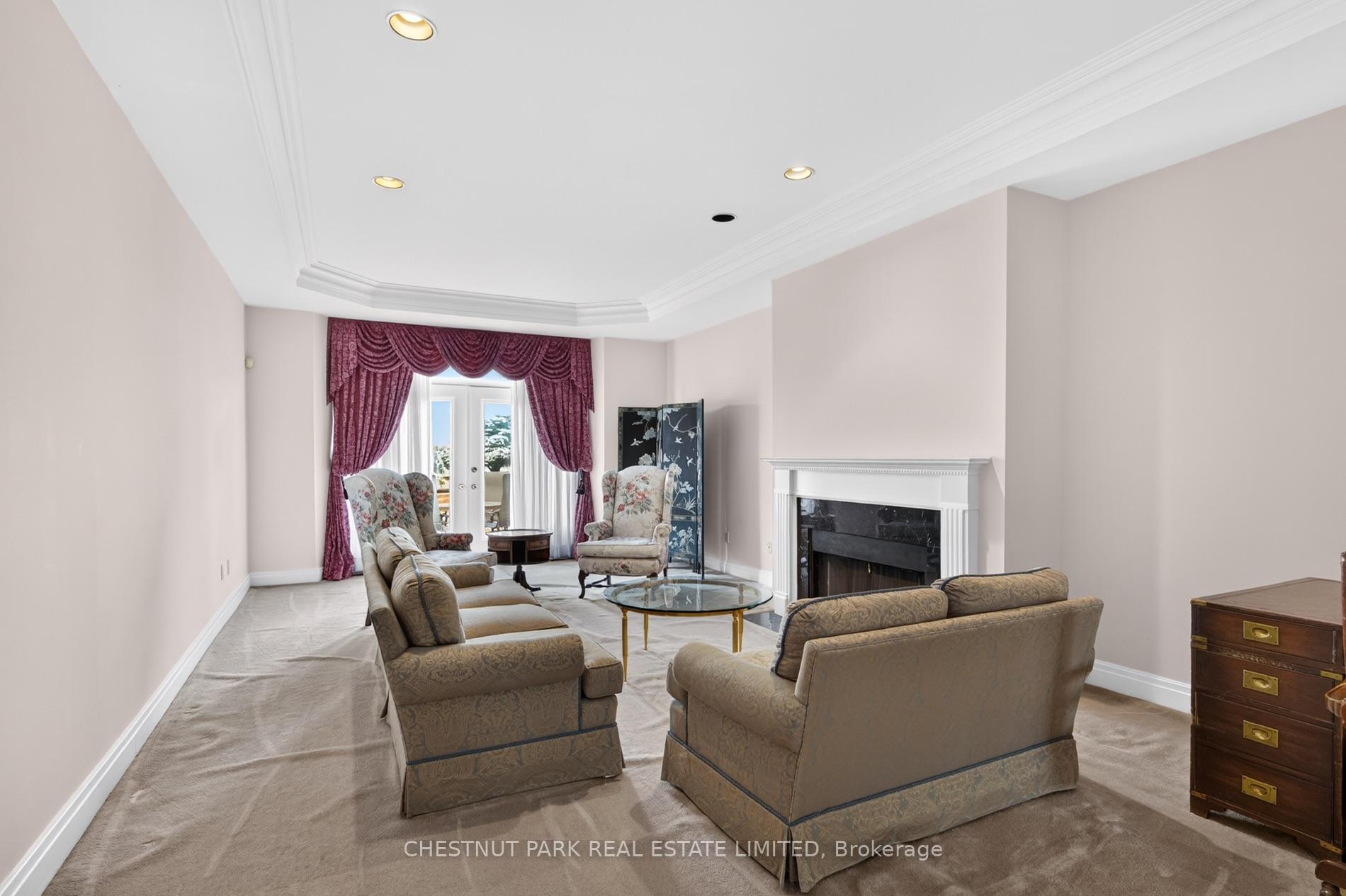 248 Spadina Road