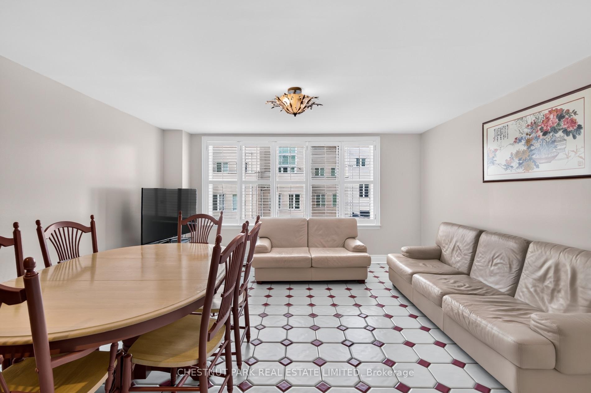 248 Spadina Road