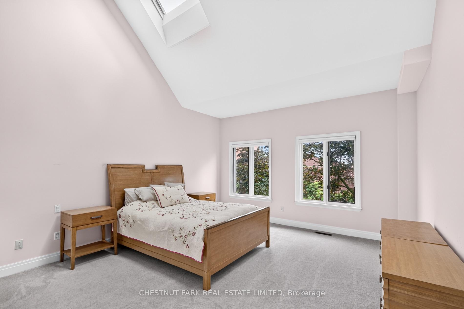 248 Spadina Road