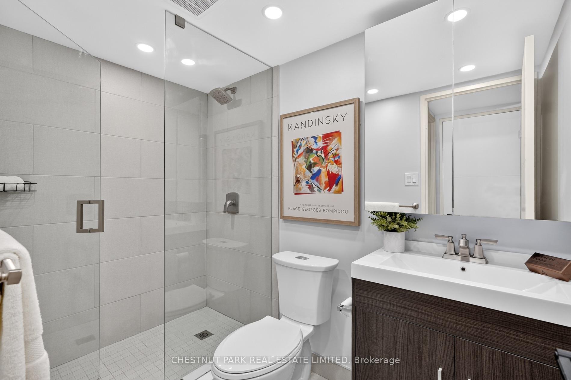Suite 1209- 280 Simcoe Street