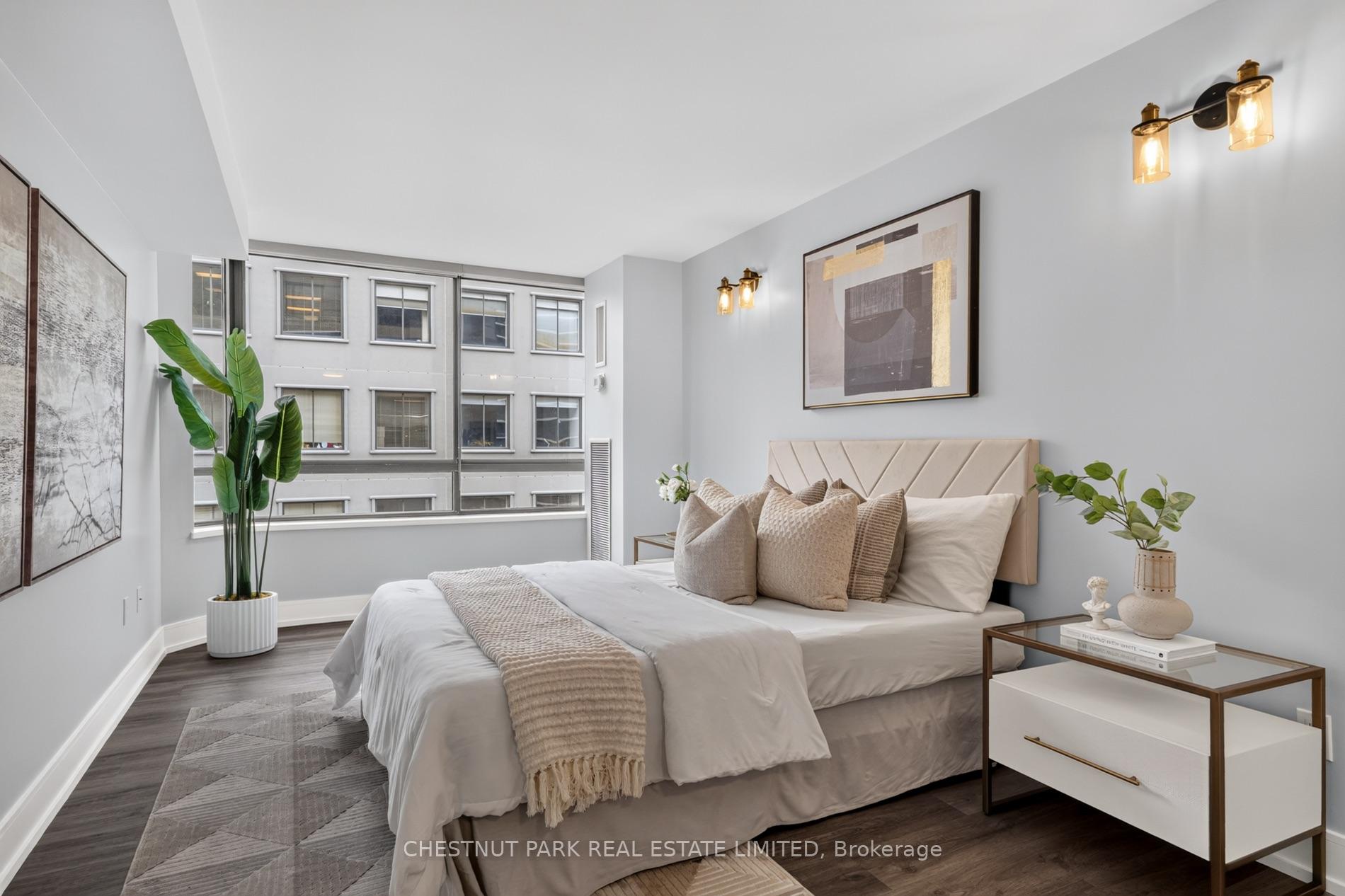 Suite 1209- 280 Simcoe Street