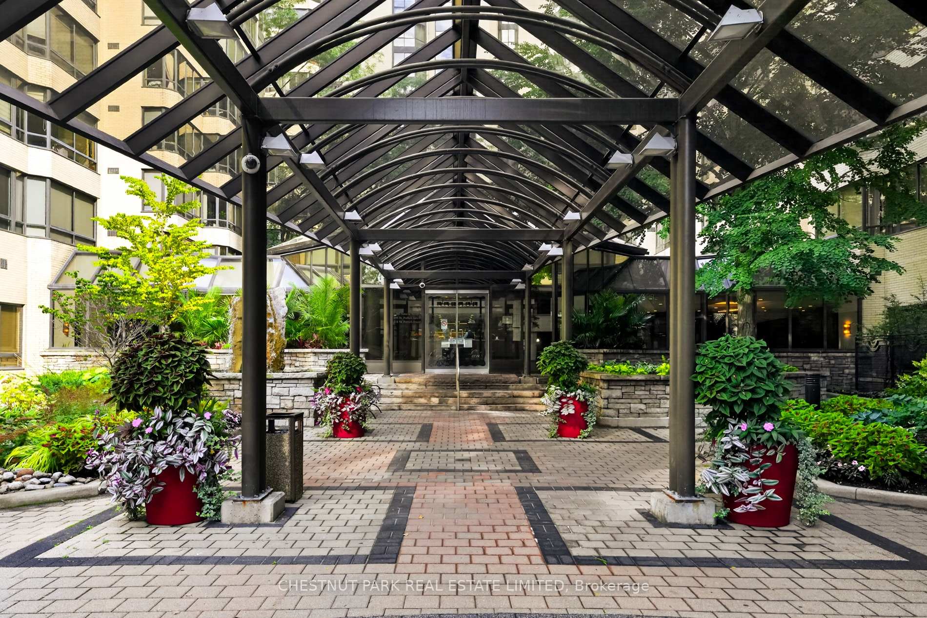 Suite 1209- 280 Simcoe Street