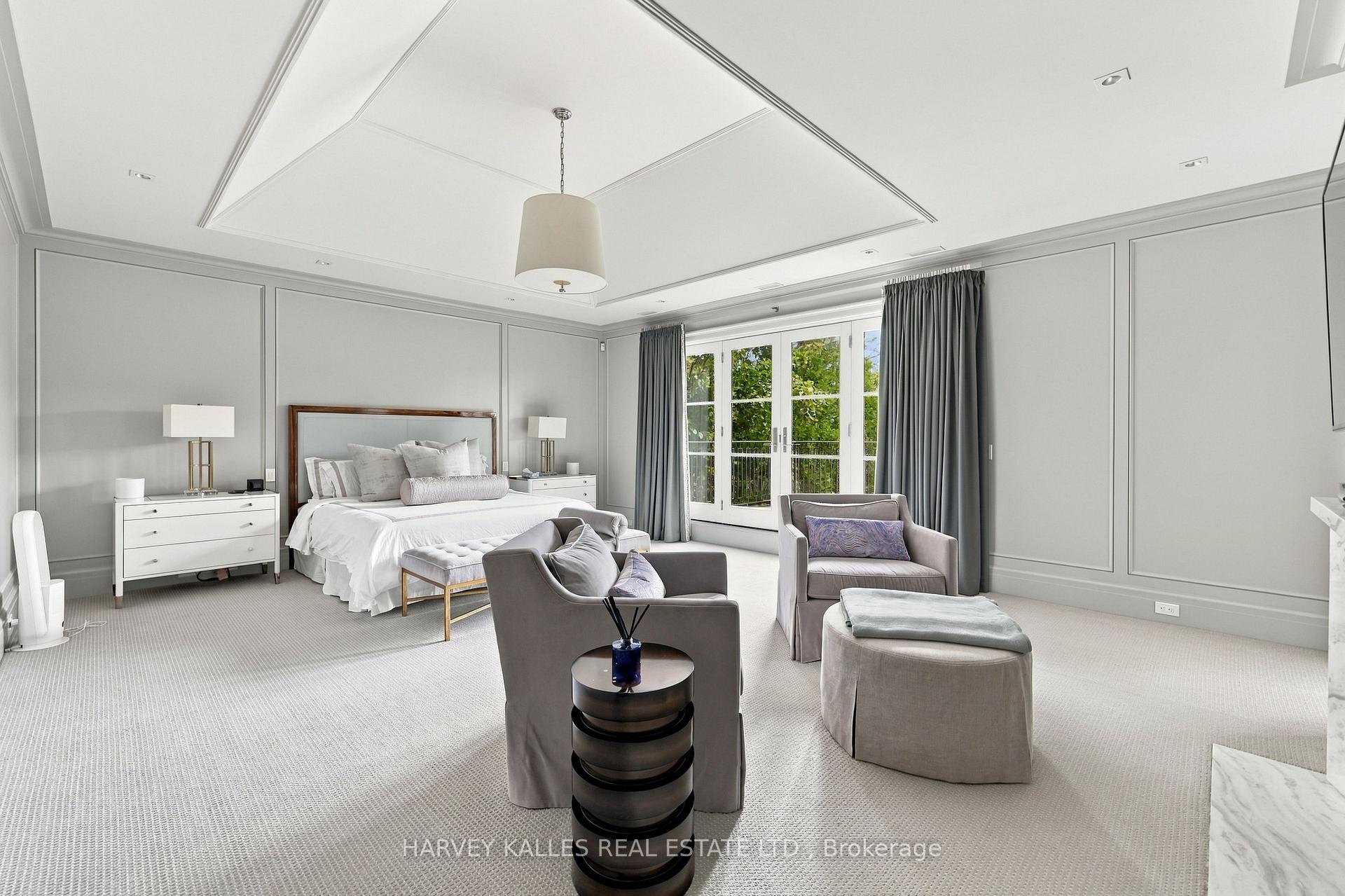 221 Dunvegan Road