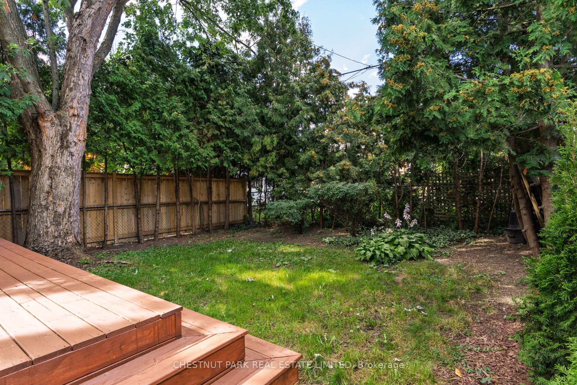 64 Pasadena Gardens