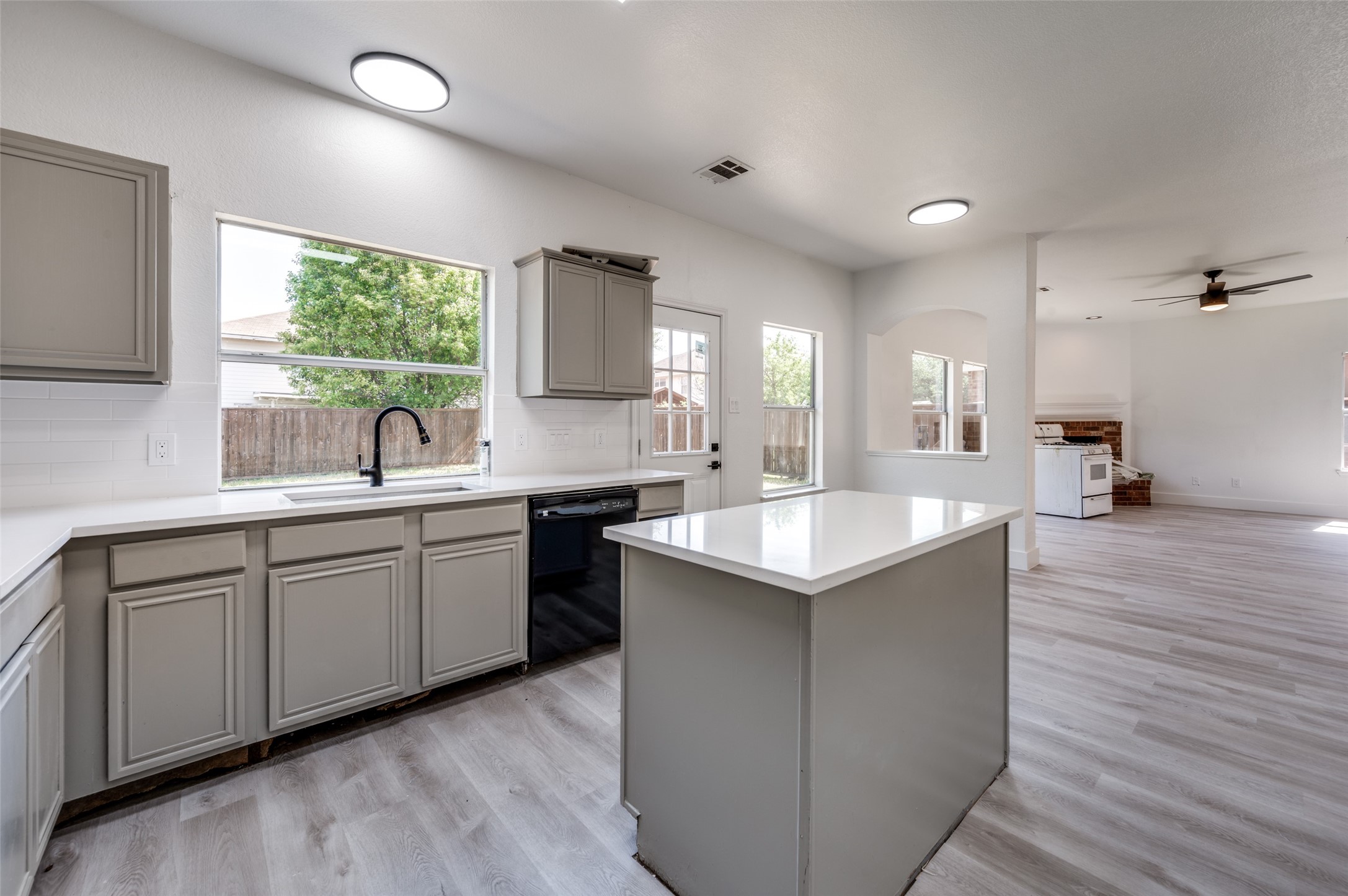 9316 Norfolk Lane