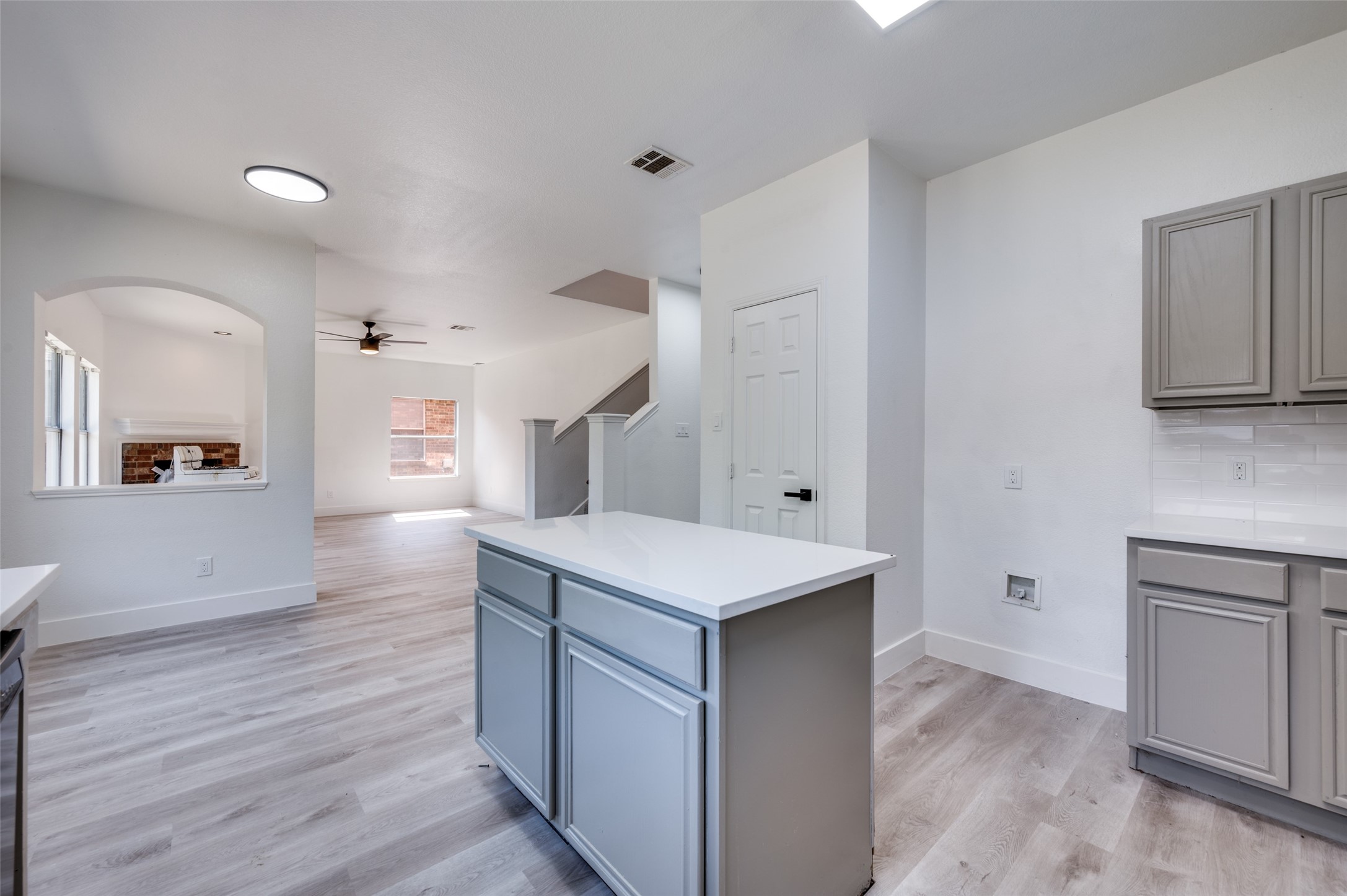 9316 Norfolk Lane
