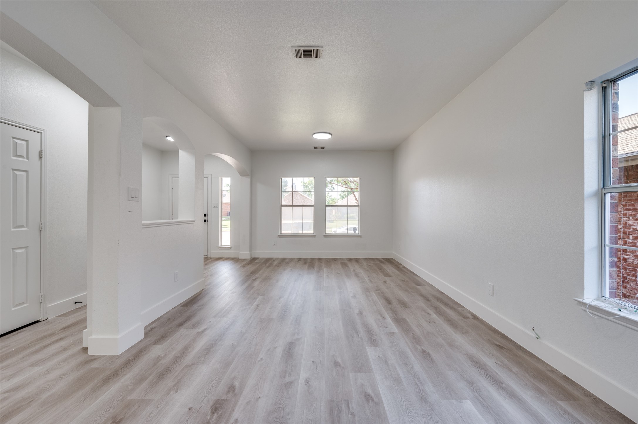 9316 Norfolk Lane