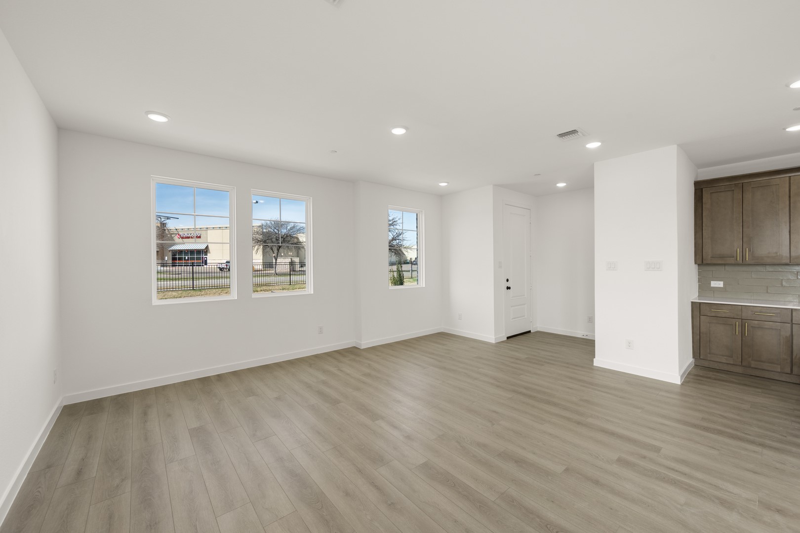 7617 Dakota Drive