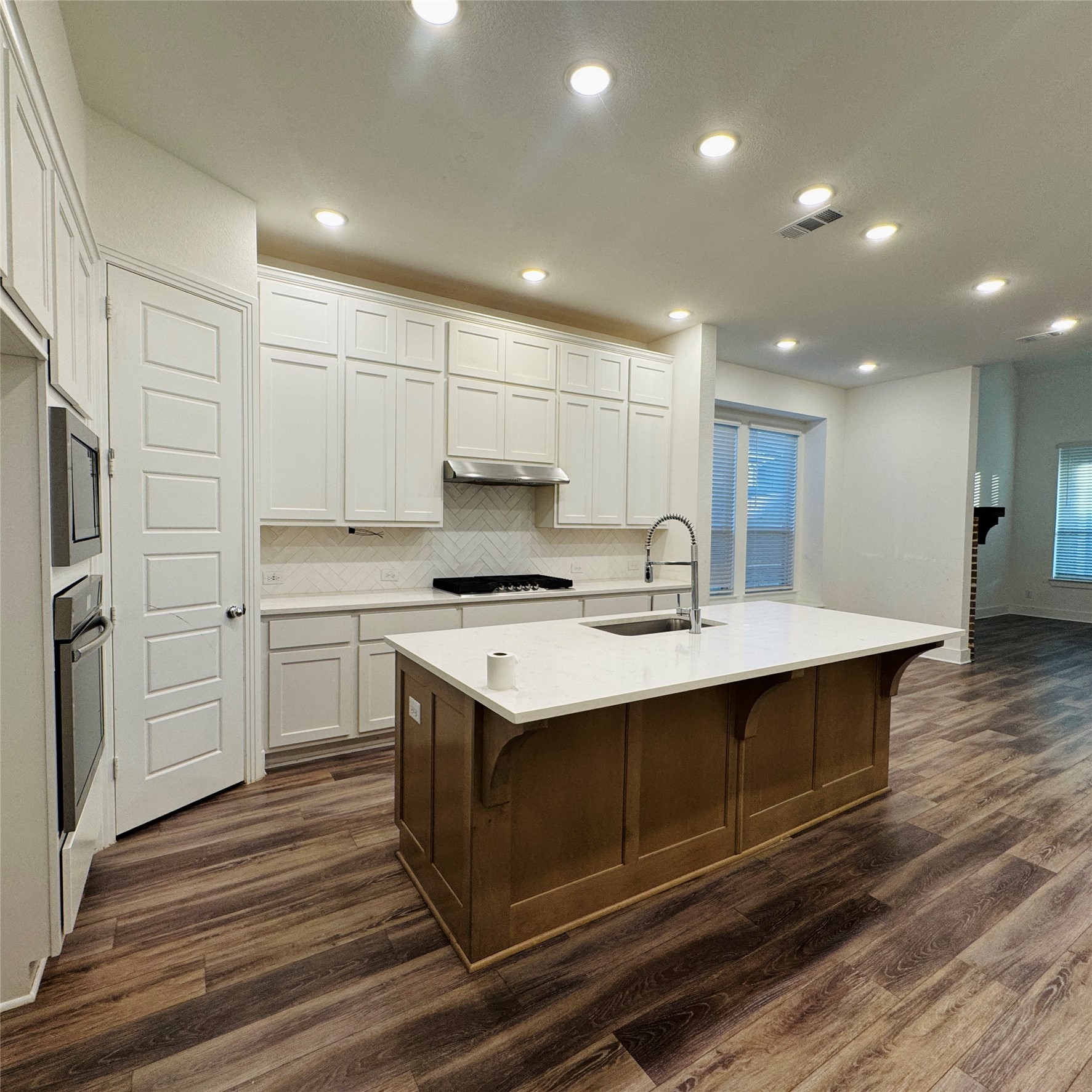 1804 Pelham