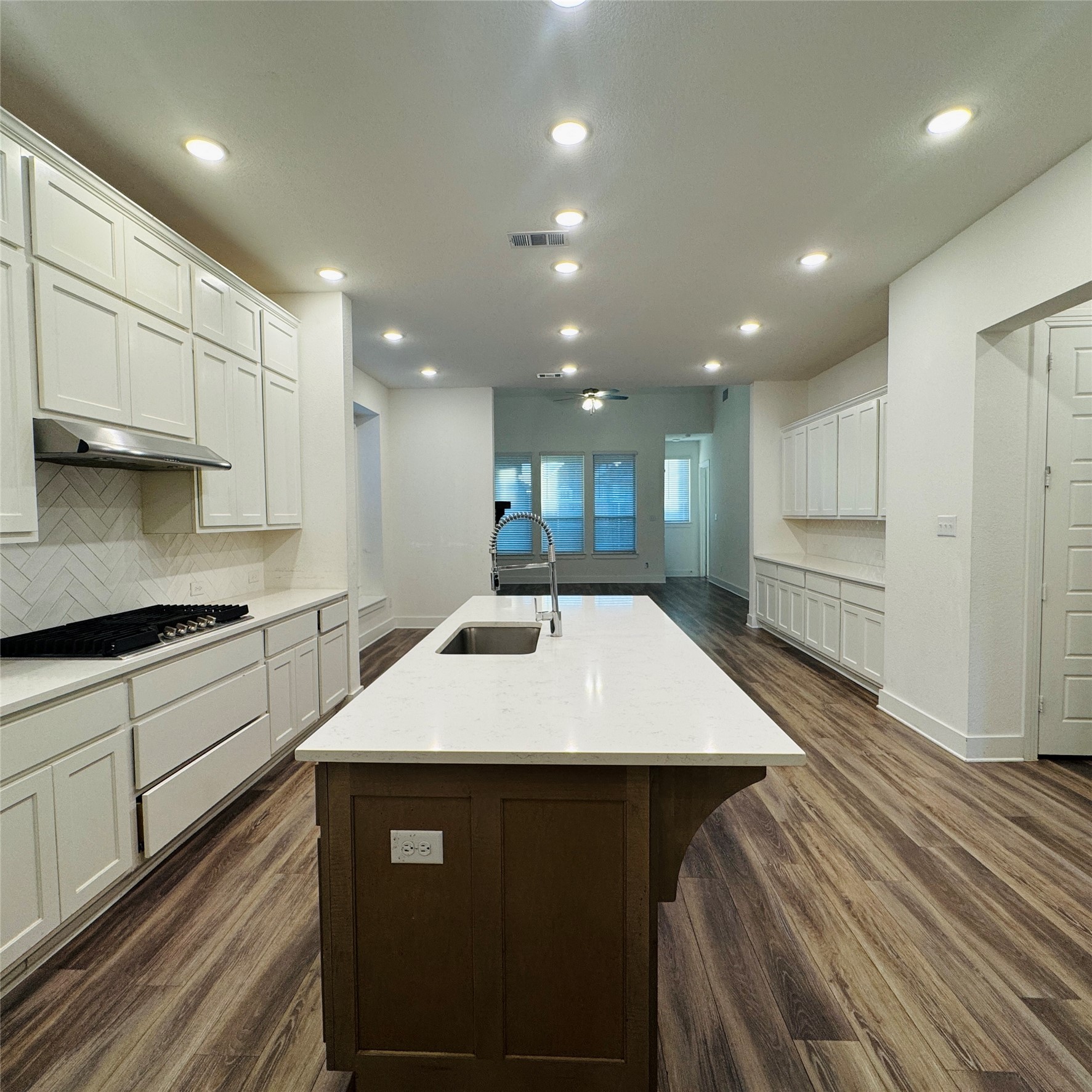 1804 Pelham