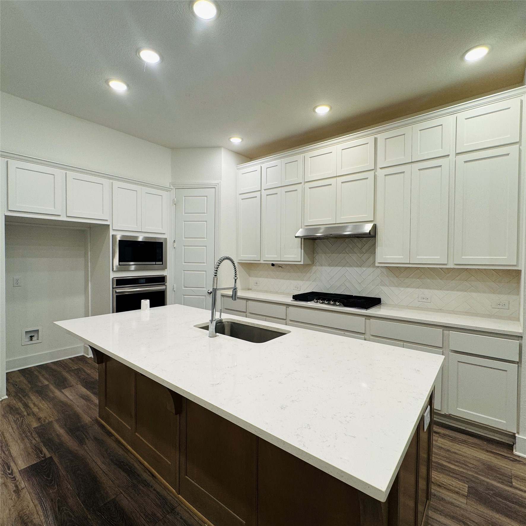 1804 Pelham