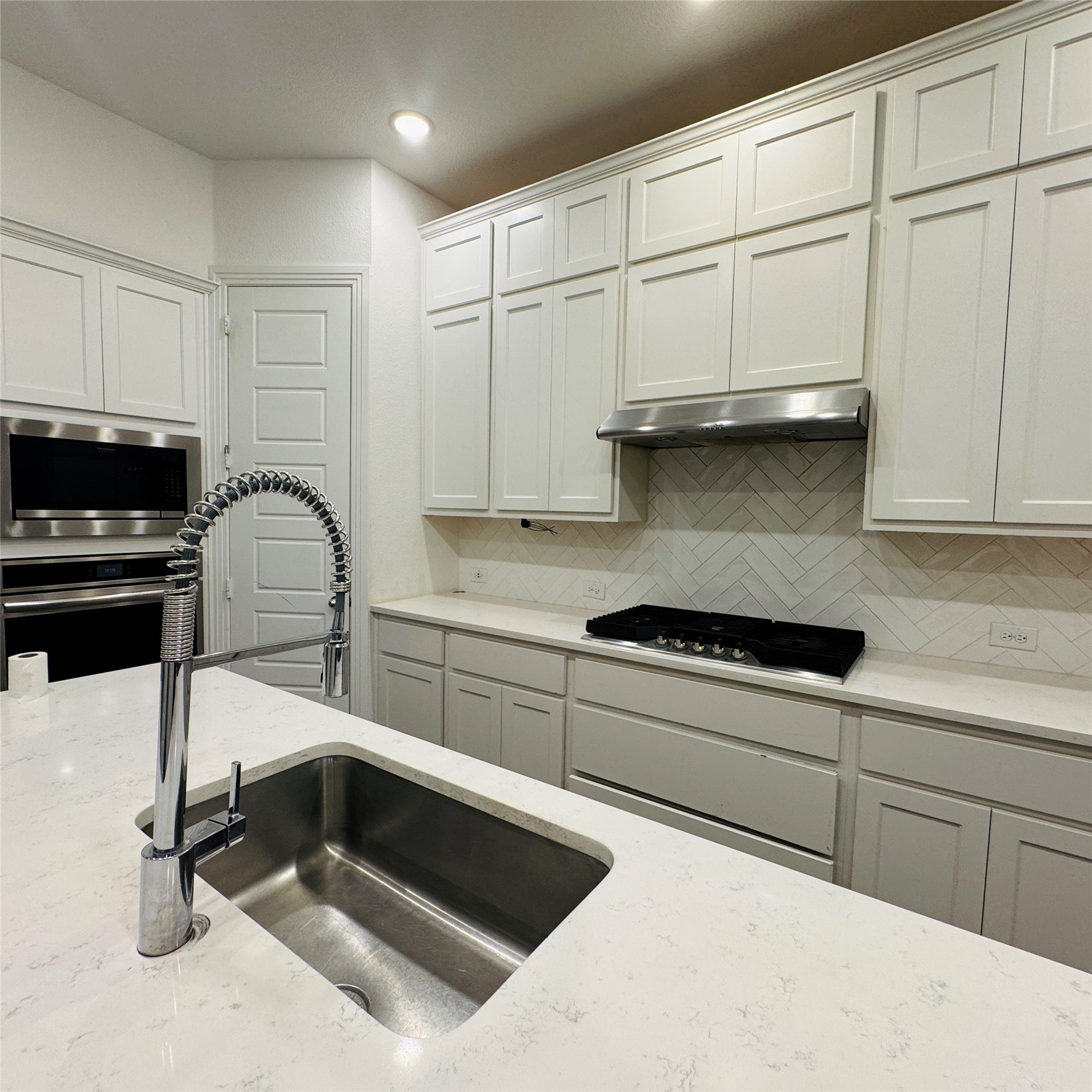 1804 Pelham