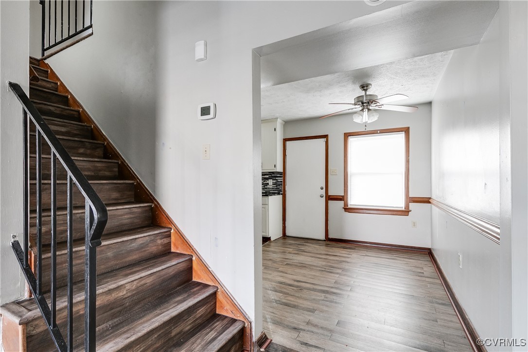 405 Acreview Dr