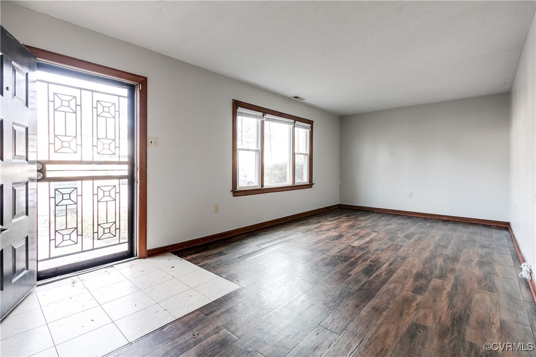 405 Acreview Dr