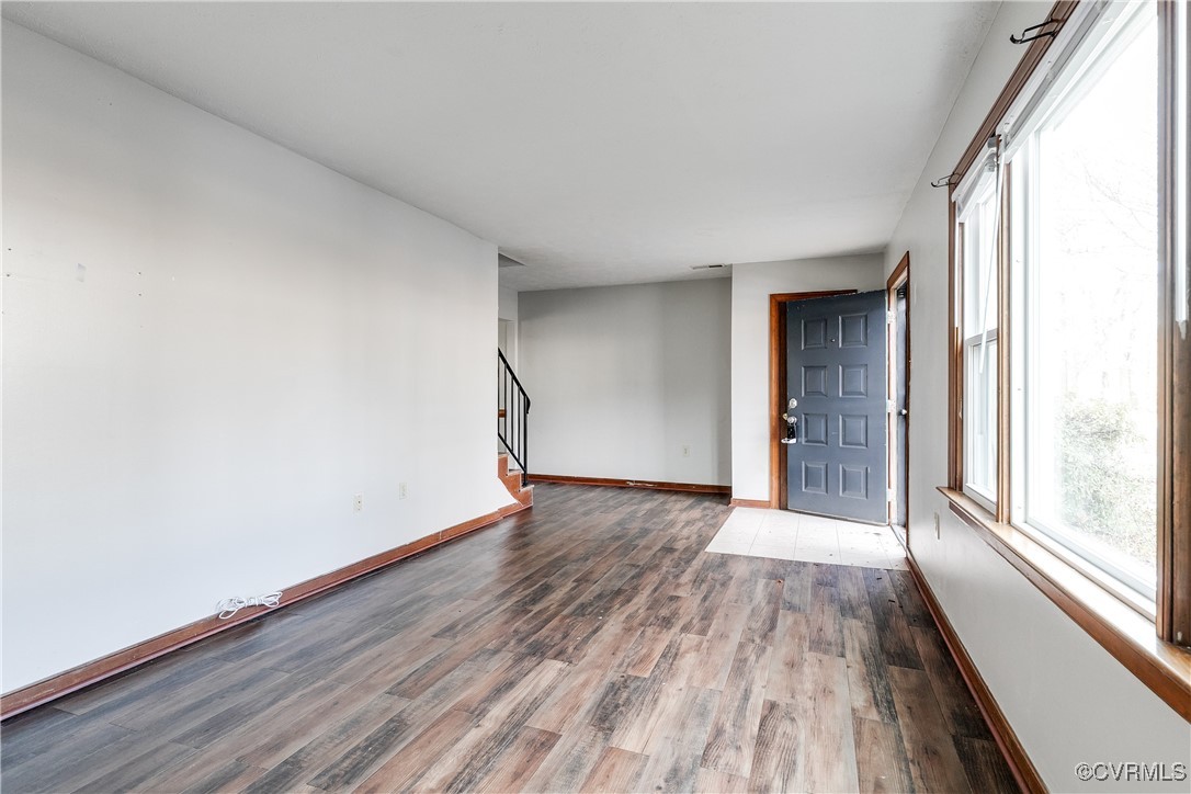 405 Acreview Dr
