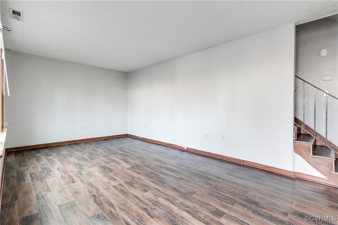 405 Acreview Dr