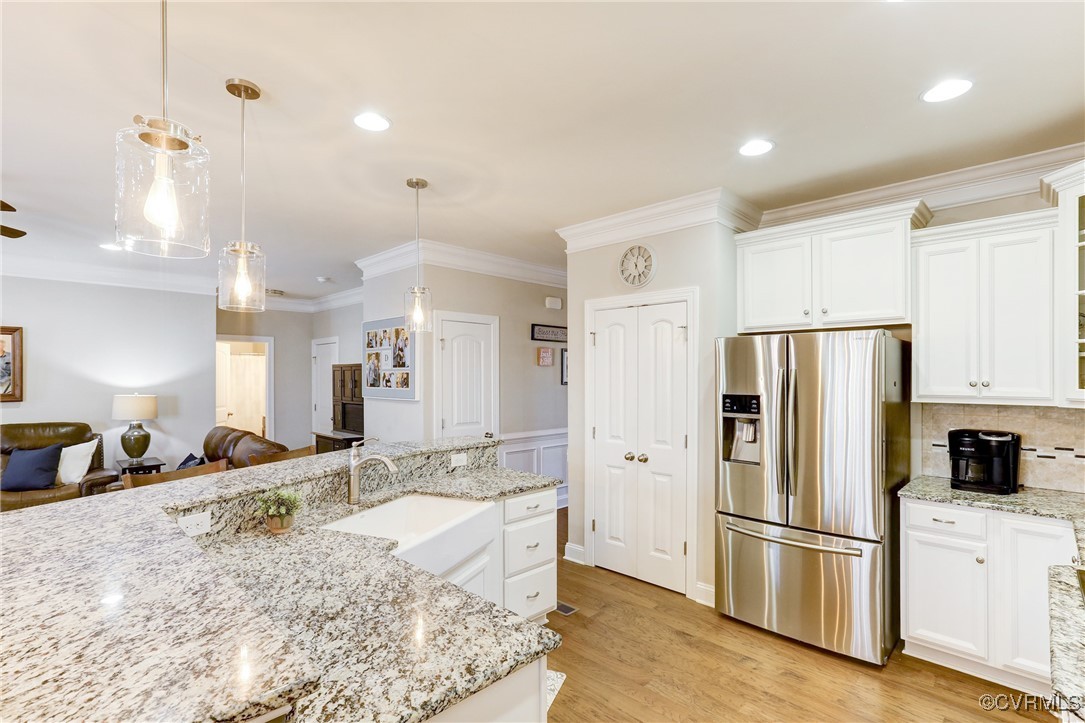 7592 Sugar Magnolia Ln