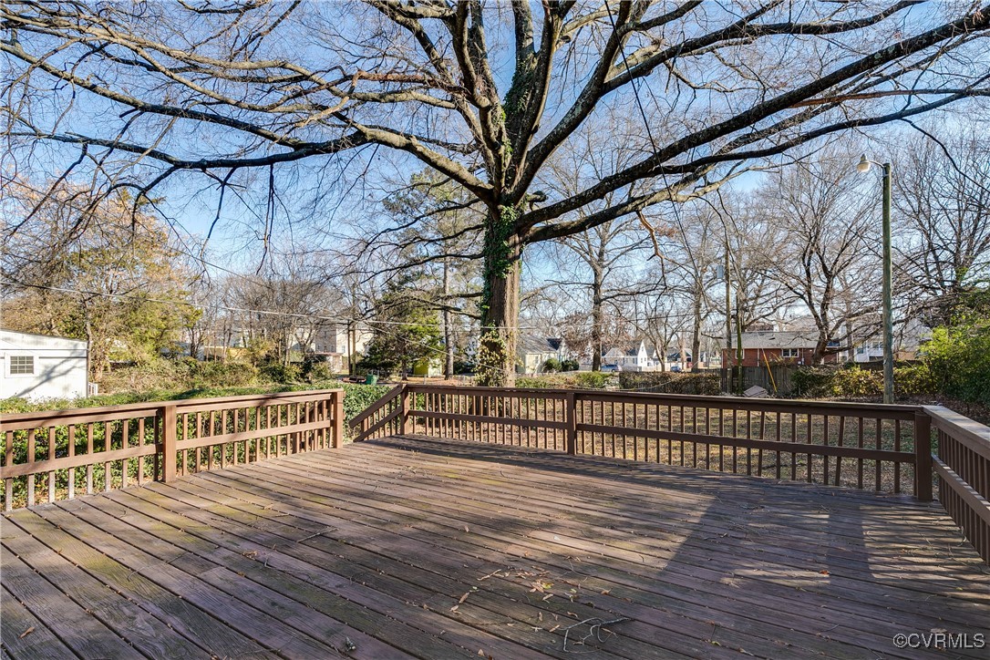 2100 Dinwiddie Ave