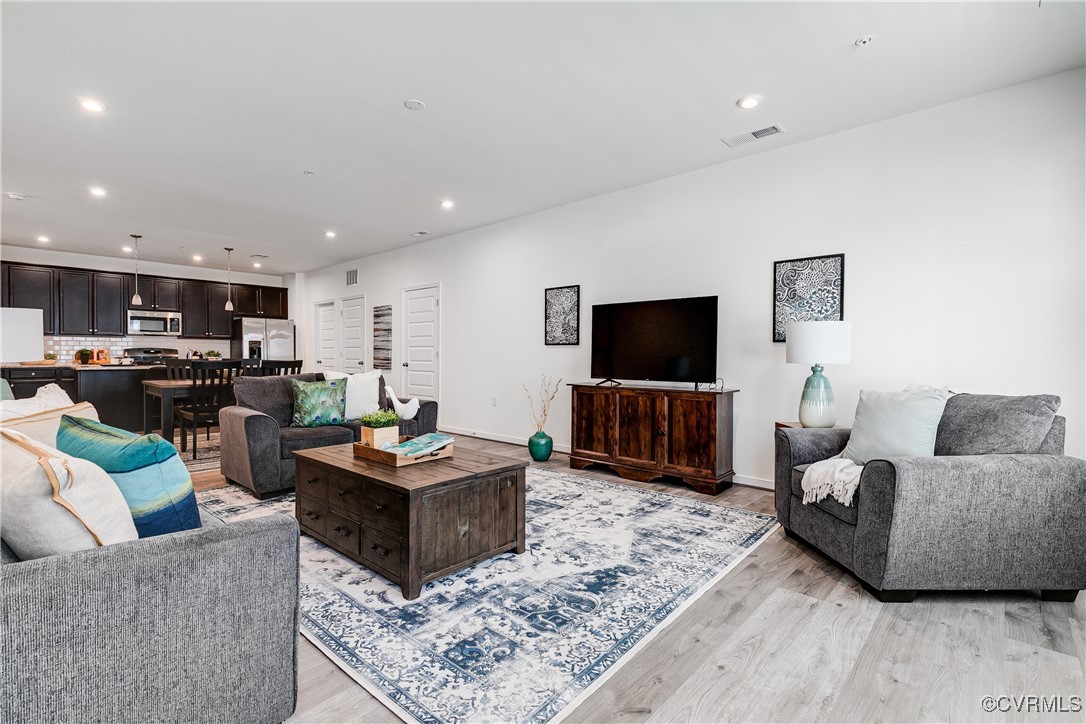 12105 Oxford Landing Dr Unit#103