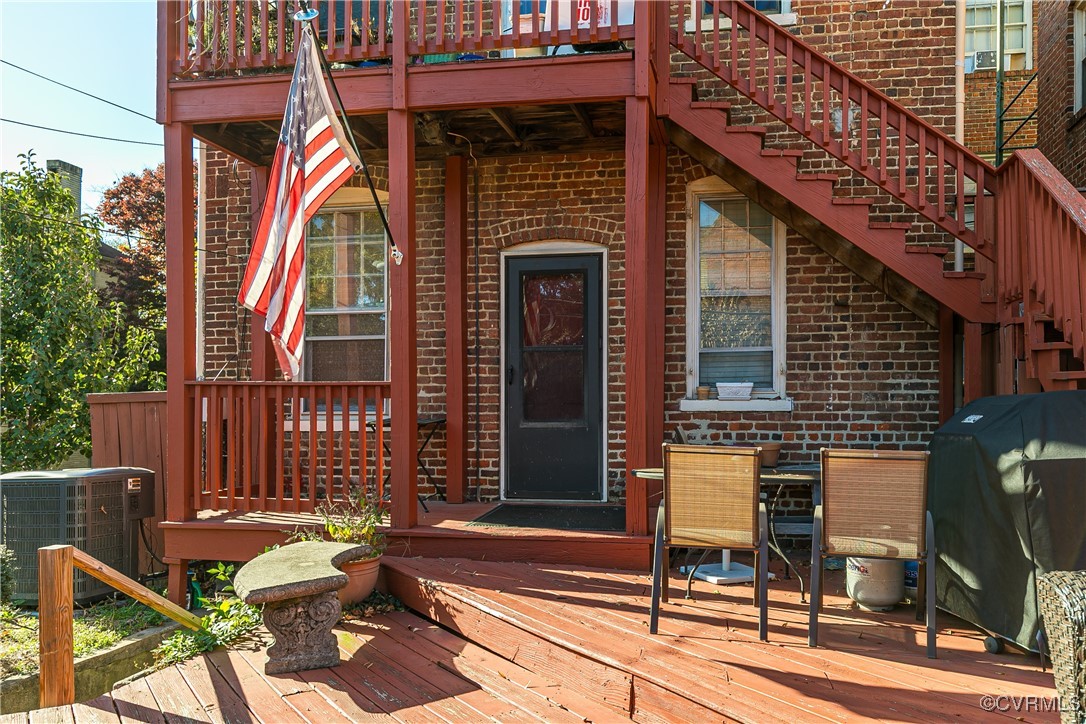 115 S Arthur Ashe Blvd