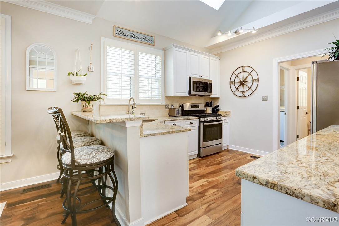 9054 Laurel Branch Cir