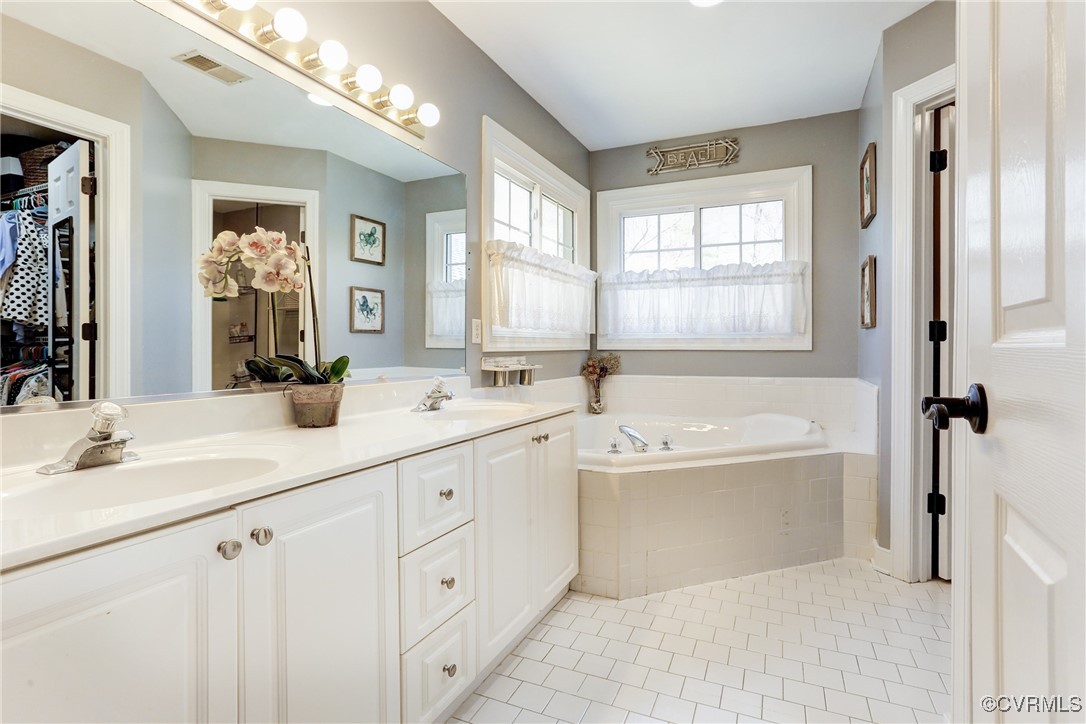 9054 Laurel Branch Cir