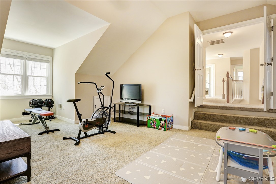9054 Laurel Branch Cir