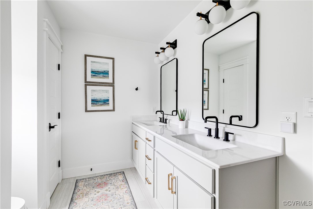 3013 Swanns Inn Cres