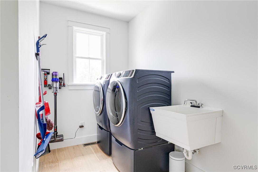 3013 Swanns Inn Cres