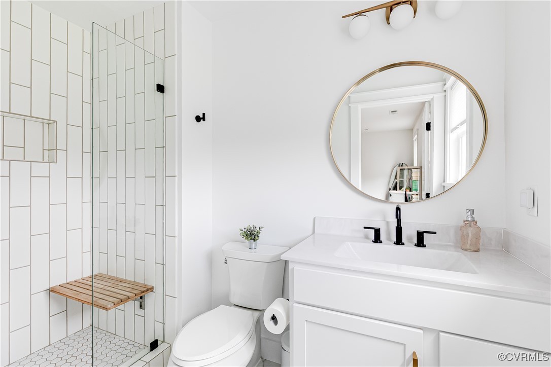 3013 Swanns Inn Cres