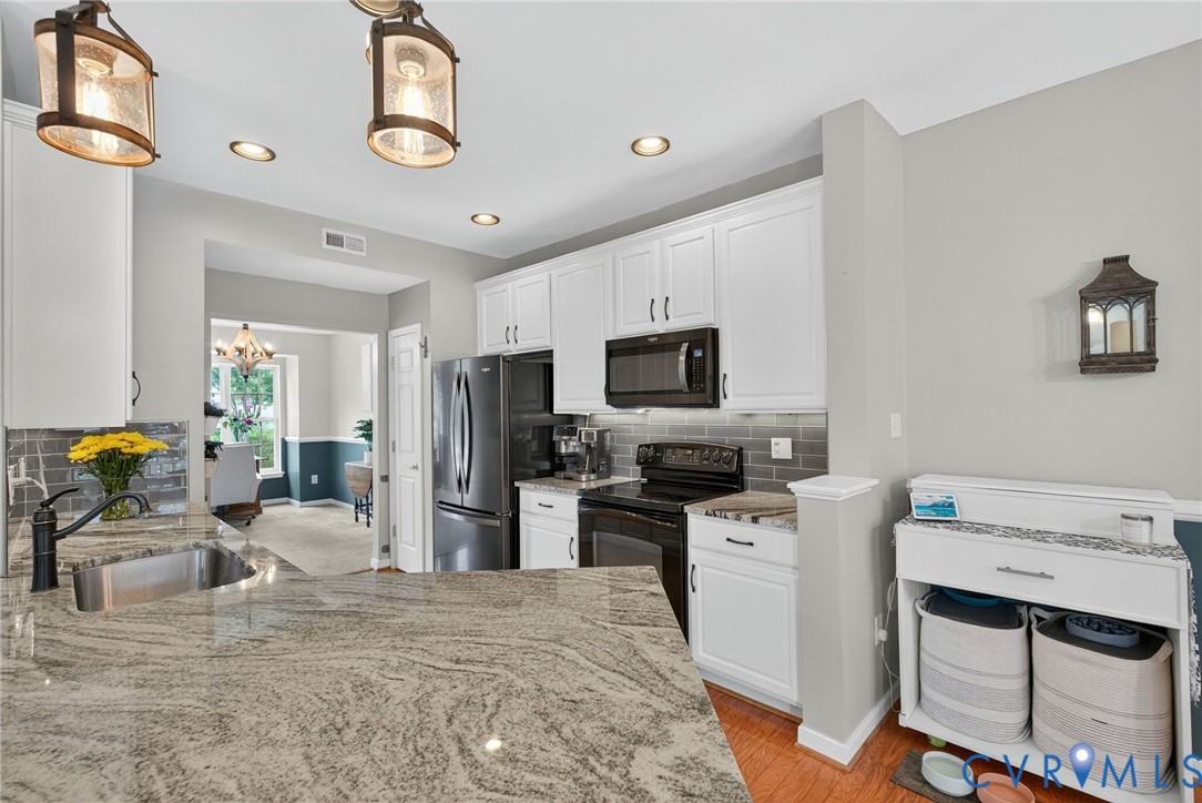 3001 Blackthorn Way