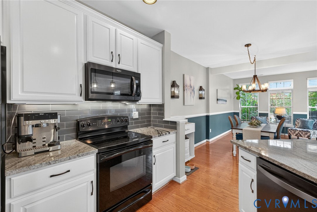 3001 Blackthorn Way