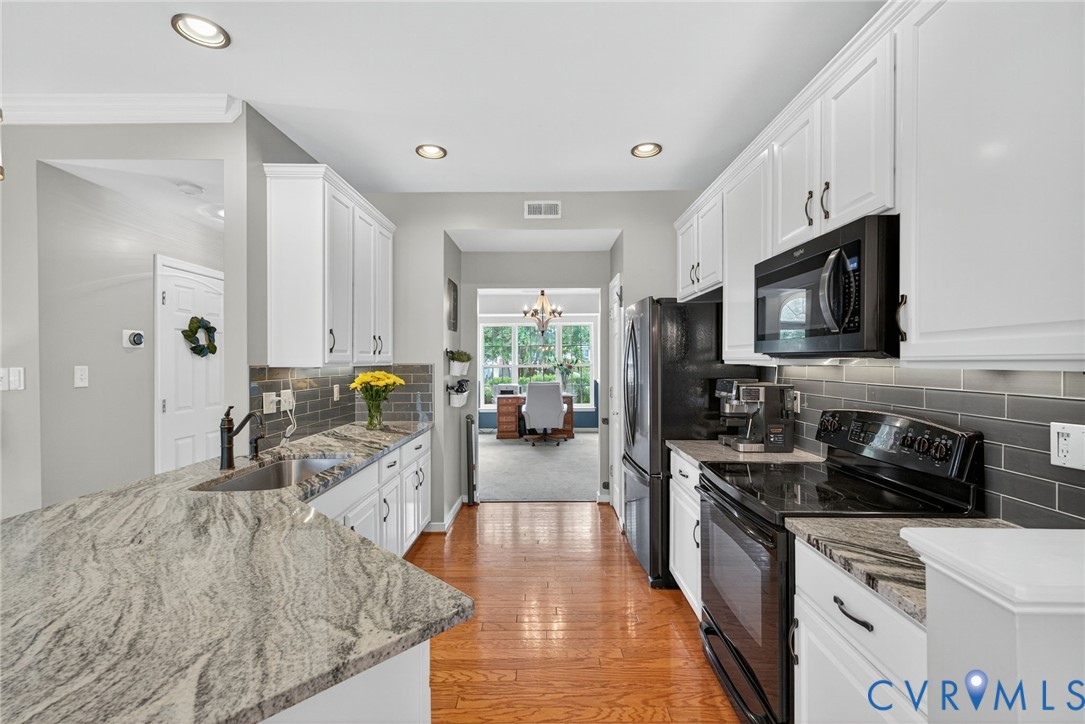 3001 Blackthorn Way