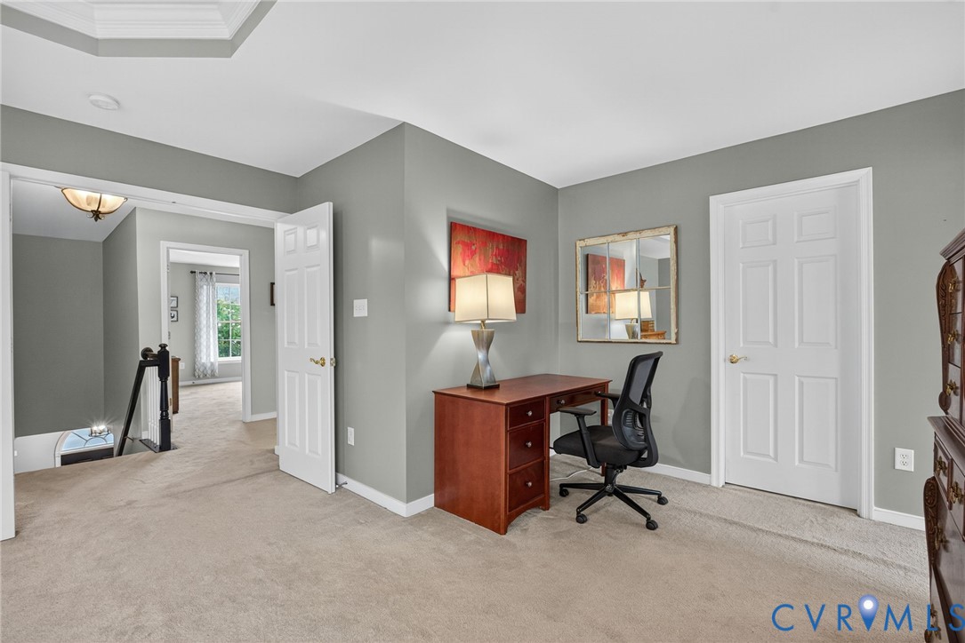 3001 Blackthorn Way