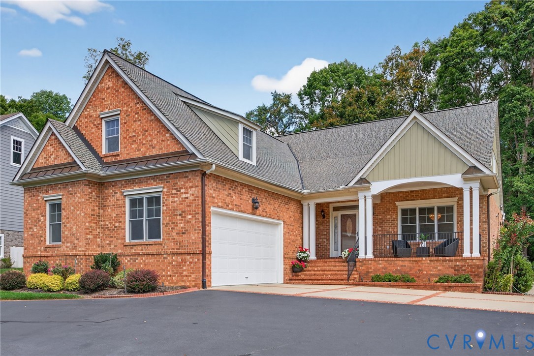 311 Victoria Way