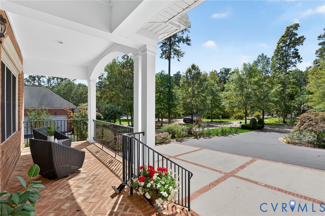 311 Victoria Way