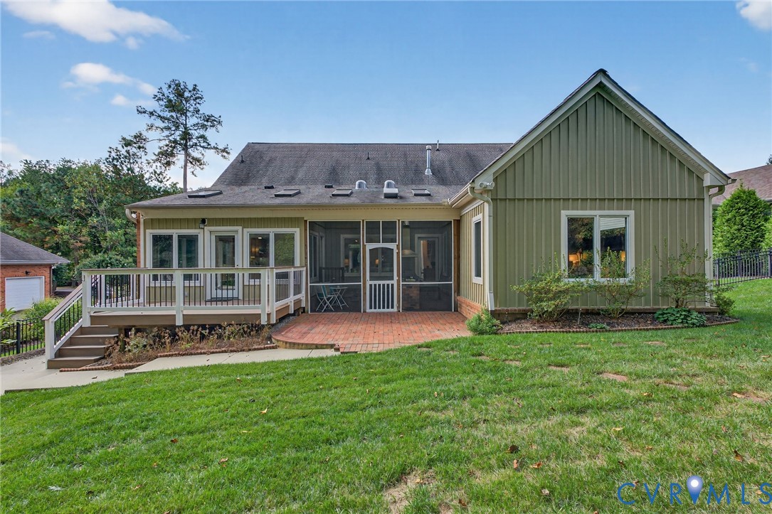 311 Victoria Way