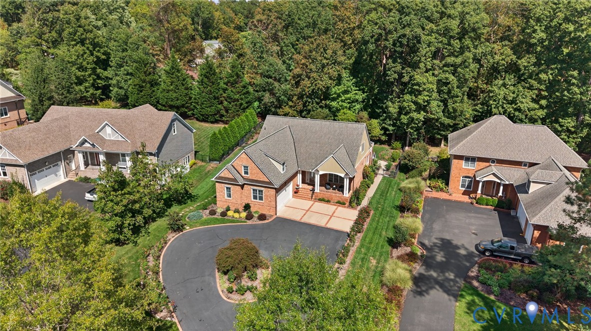 311 Victoria Way