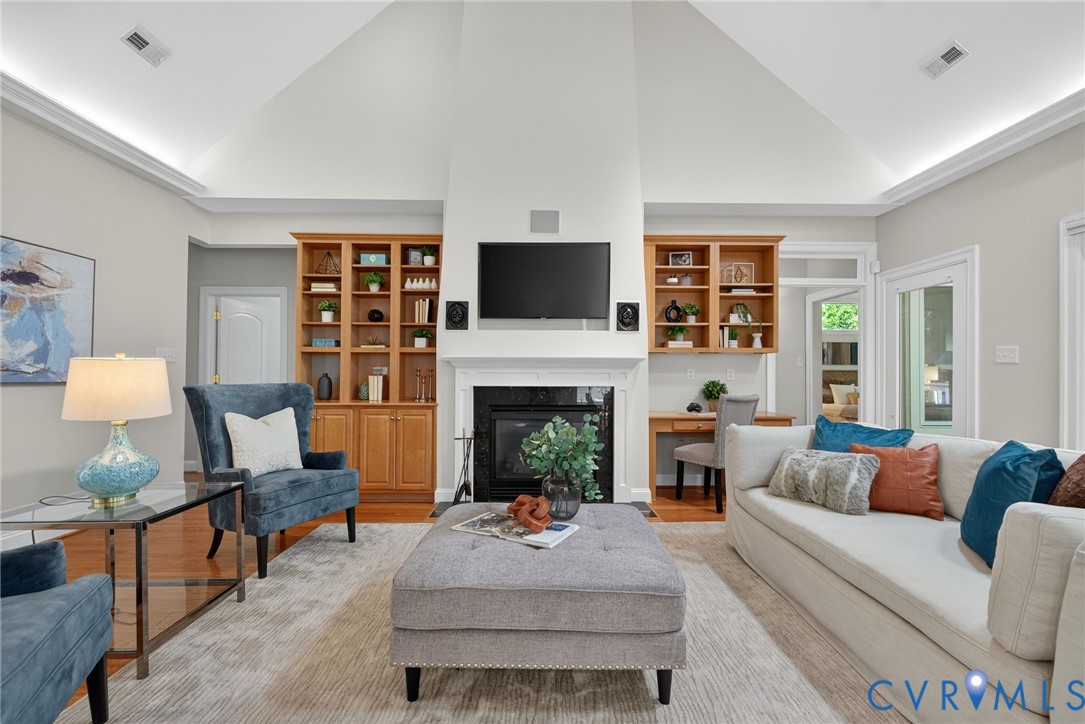 311 Victoria Way