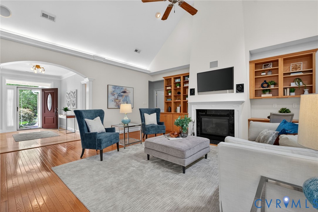 311 Victoria Way