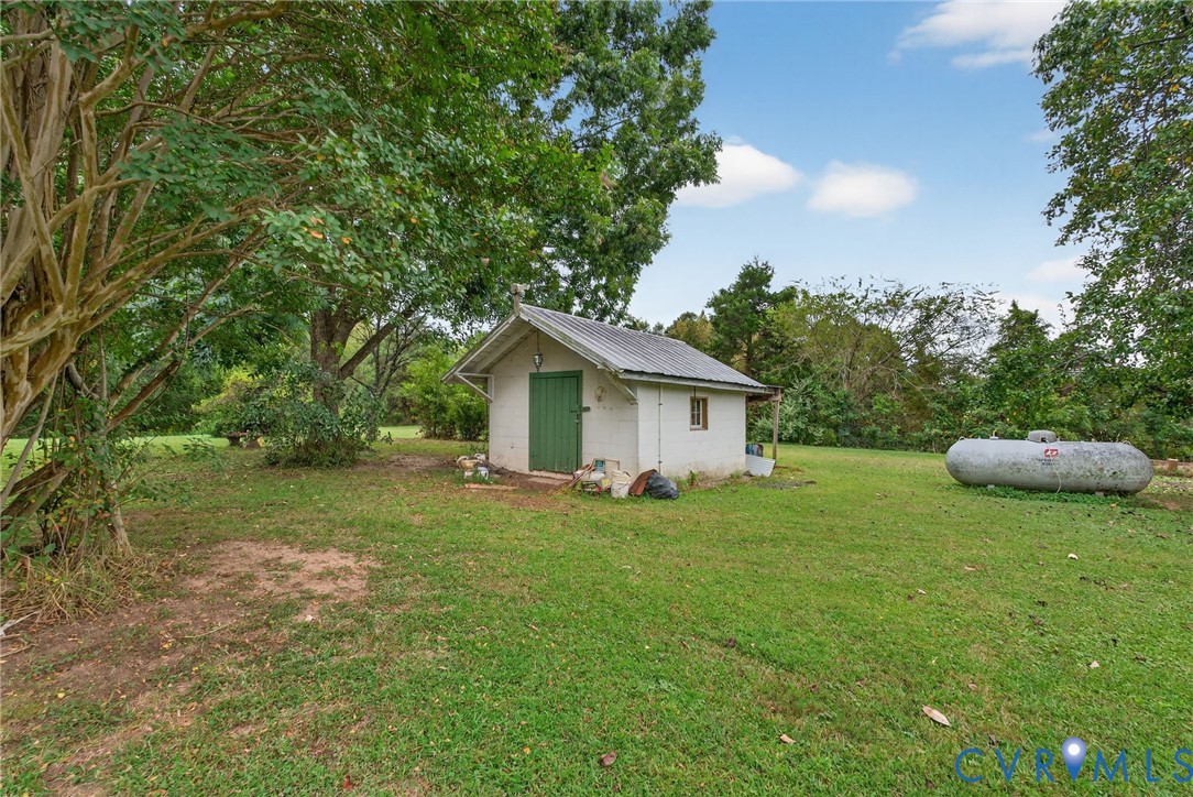 3772 Stingy Lane Rd