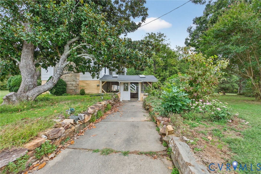 3772 Stingy Lane Rd