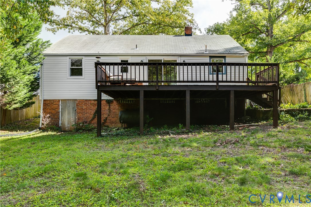 2412 Swartwout Ave