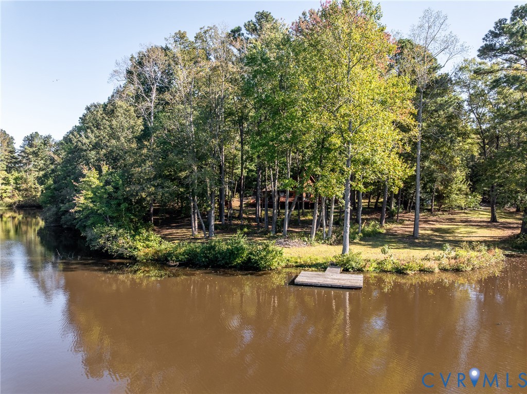 7399 Club Dr