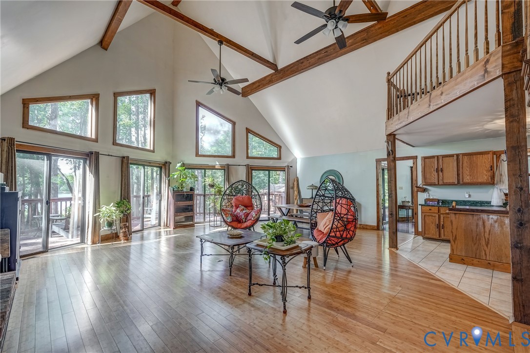 7399 Club Dr