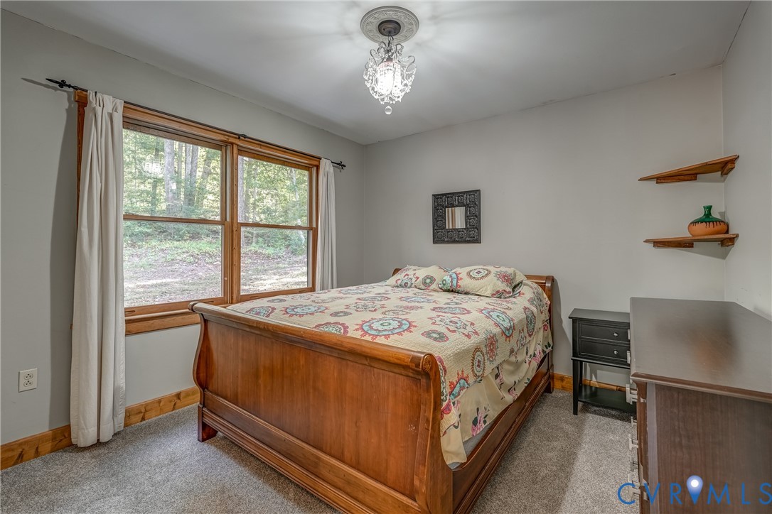 7399 Club Dr
