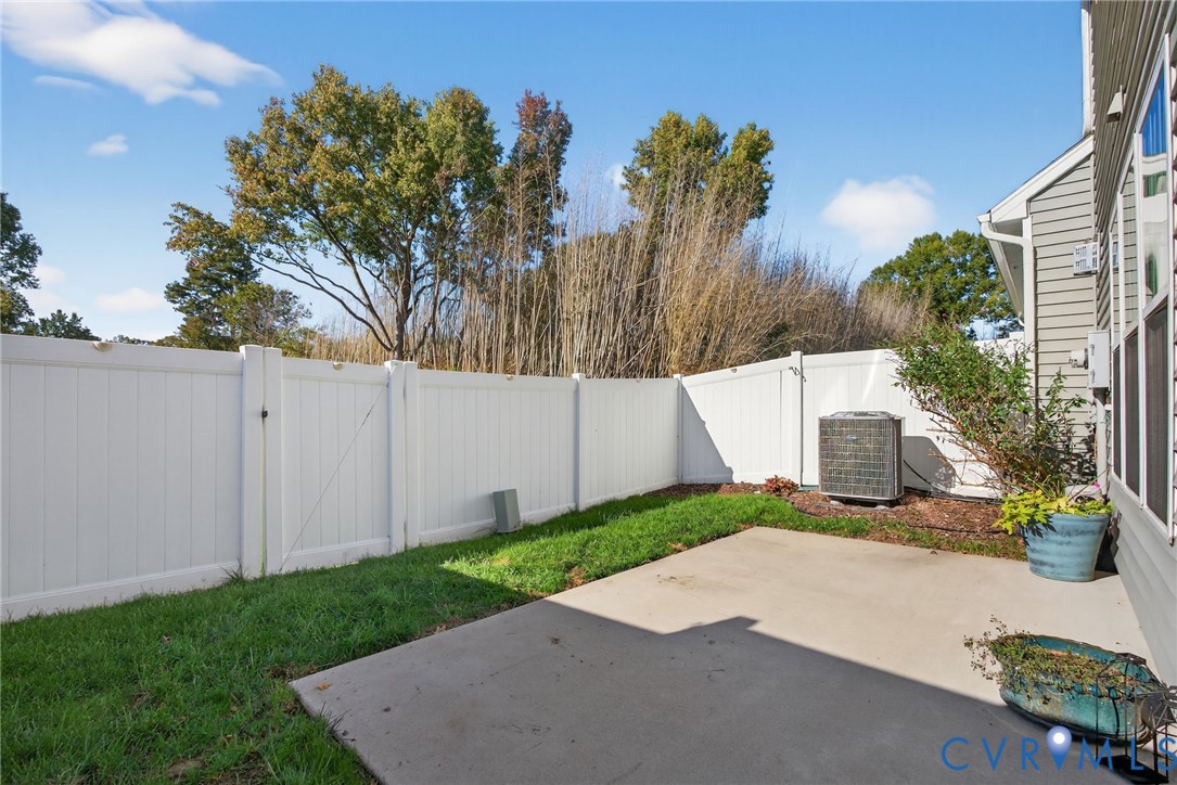 8222 Marley Dr