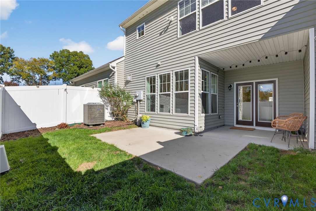 8222 Marley Dr