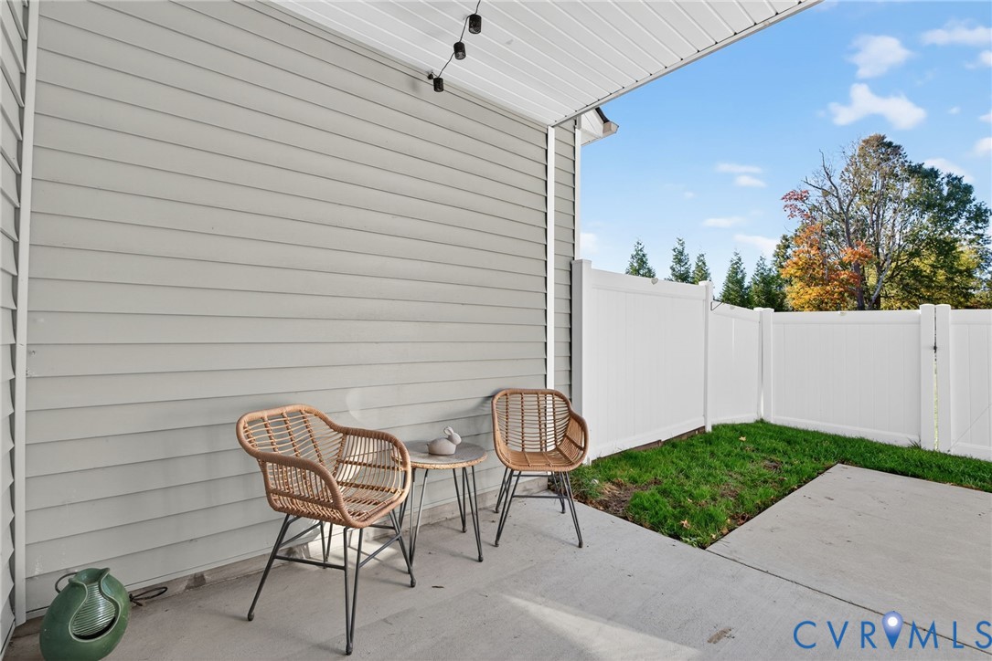 8222 Marley Dr